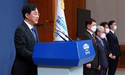 韓国大統領府報道官「文在寅大統領は成功した大統領として残るだろう」