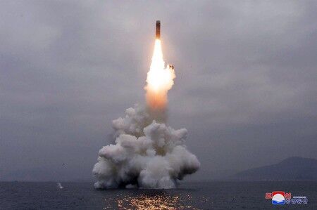 北朝鮮、新型潜水艦完成か　韓国報道