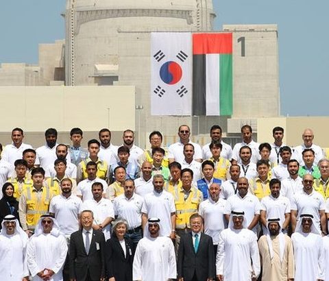 【友好の証】韓国「輸出1号」UAE・バラカ原発が商業運転開始…文大統領がお祝いの書簡「UAE革新のアイコンであり、韓国・UAEの友情のシンボル