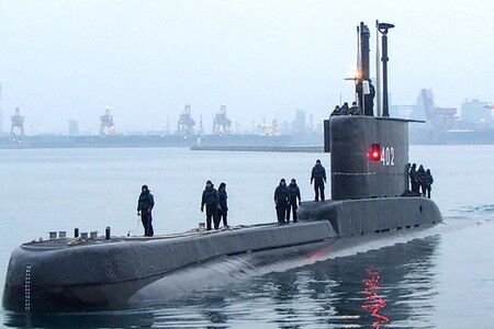 【消息不明】53人が乗ったインドネシア海軍の潜水艦、潜水直後に音信不通　停電が起きた可能性…酸素供給は72時間　24日未明まで