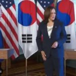 【韓国報道】文大統領と握手するやいなやズボンに手を拭いたハリス米副大統領…米メディア「無礼」　