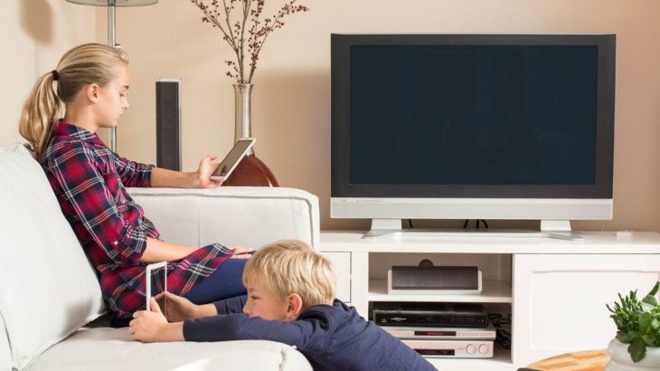 当然の結果か　10代20代の半数が「ほぼテレビを観ない」