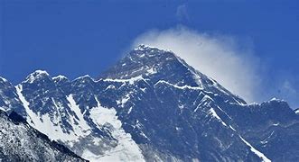 【チョモランマ】エベレスト山頂にもコロナ対策　「分離線」を設置…