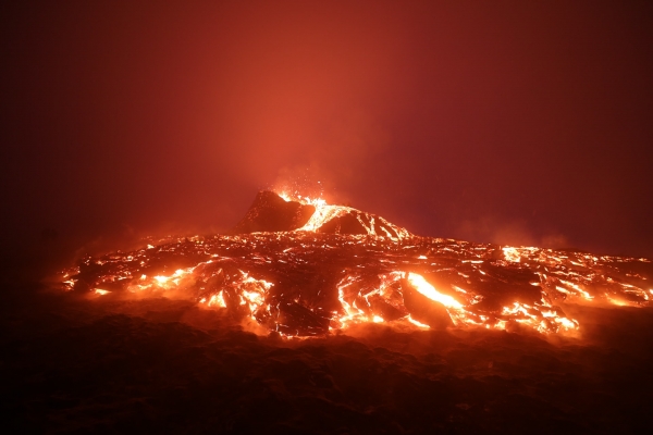 コンゴのニーラゴンゴ火山が噴火がヤバい お前らの想像の1.15倍ぐらいヤバい
