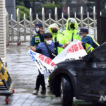 【バ韓国】大学生が釜山日本総領事館で“奇襲デモ”、職員の出勤を阻止し「竹島は韓国領！」