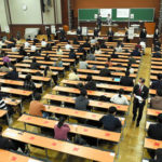 大学入学共通テスト　英語民間試験と記述式問題の「2025年導入」を断念