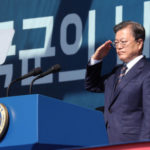 【韓国・文大統領】各国の大使とG7前に歓談… 大使｢韓国が世界の危機克服に貢献するだろう｣ オーストリア国交130周年