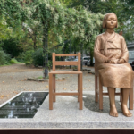 【韓国】日本の圧力で米コロラド州での平和の少女像設置失敗