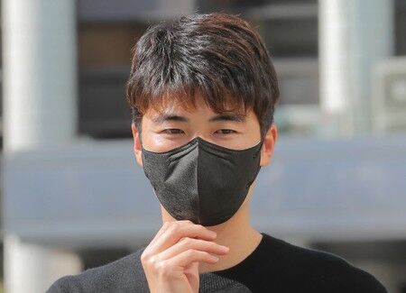 「猿真似」韓国サッカー選手キ・ソンヨンの弁護士、「健康問題で辞任…潔白が必ず明らかになることを願う」