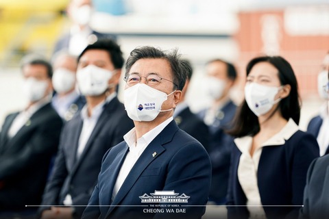 【何処の世界？】韓国・文大統領「ろうそくデモに驚嘆した世界が今はK-防疫を絶賛」＝韓国ネット「称賛に値する。世界のお手本になった」