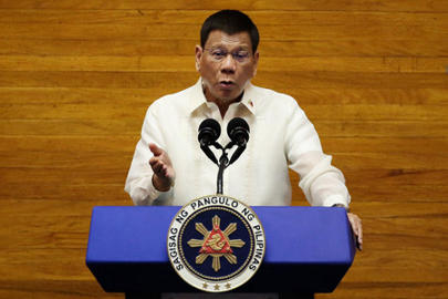 【フィリピン】ドゥテルテ氏、副大統領候補に　来年の大統領選　権力維持の奇策、違憲の恐れ