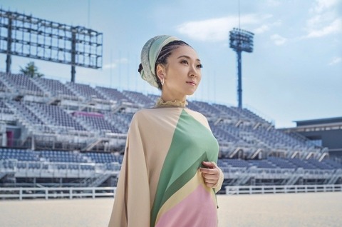 【韓国報道】 日本のトップ歌手MISIA、「フジ ロック フェスティバル」で再び日本帝国主義の象徴『君が代』熱唱
