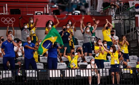 【東京五輪】「礼儀もなくマナーもない」韓国で怒りの声　五輪女子バレー、ブラジル応援団の観戦マナーが物議