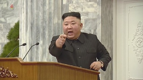 【北朝鮮】金正恩、こっそりコロナワクチンを接種したところ高熱と嘔吐の強い副反応か