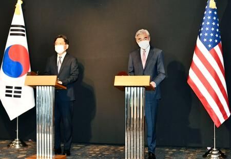 【朝鮮半島】米代表「挑発やめ対話に応じることを期待」　北朝鮮に、韓国高官と協議