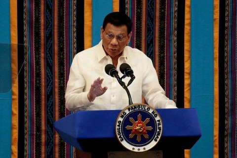 【フィリピン】ドゥテルテ大統領「政界引退」　憲法違反の批判受け出馬撤回…