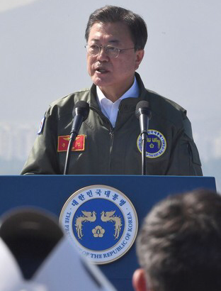 強い軍事力で平和守る　北朝鮮には触れず―韓国大統領
