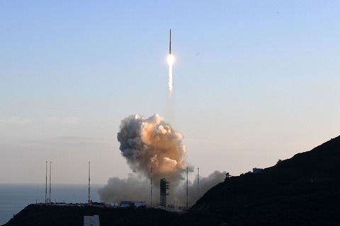 【産経新聞】韓国ロケットの悲喜 「基礎抜き、中抜き、結果オーライはまずい」