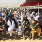 【アフガン】タリバン、首都近郊で大集会　男性限定、「米負けた」と歌う
