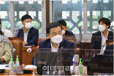 【韓国】 「国民年金、戦犯企業など社会的害悪企業に多額投資。排除リスト作れ」と韓国野党議員