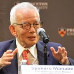 ノーベル物理学賞真鍋氏「研究のために渡米した理由」、日本社会は研究者を腐らせる？