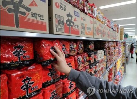 【国民食】韓国で加工食品の価格高騰　即席麺は１１％上昇