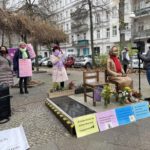 【韓国】「平和の少女像はベルリンで唯一の反性暴行銅像」～少女像前で「女性に対する暴力撤廃国際日」集会