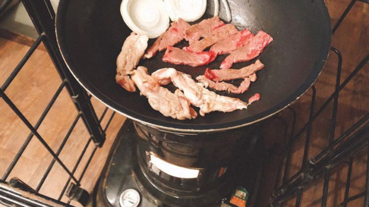 ヒロシ　“ストーブ焼き肉”披露に「ジューッて音がしてきそう」