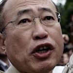 立憲・有田芳生氏「ブルーリボンバッジを付けるのは、個人の自由だ。しかし強制されるものではない！北朝鮮へのメッセージとしては絶望的かつ最悪だ！」