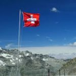 スイス政府「自殺カプセル」を承認 ………