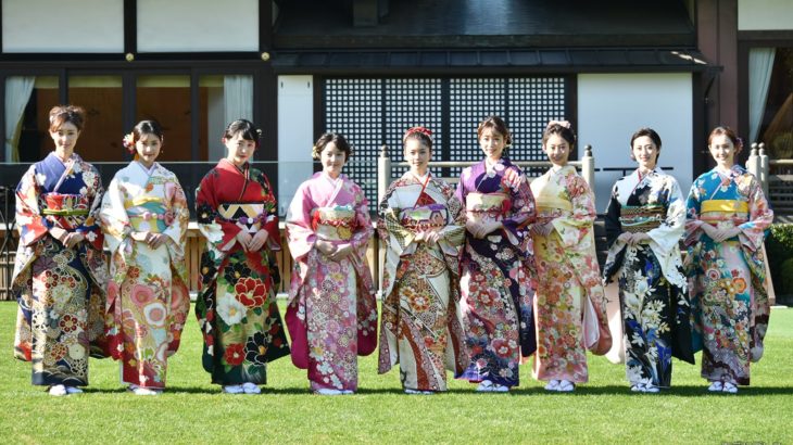 オスカー美女9人、華やか晴れ着姿披露！ センターは小芝風花