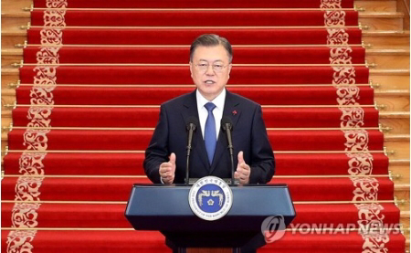 【韓国・文大統領】新年の辞「経済が量・質とも成長」