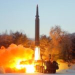 【軍事】北朝鮮 「極超音速ミサイルの発射実験を行った。７００キロ先の標的に命中した」