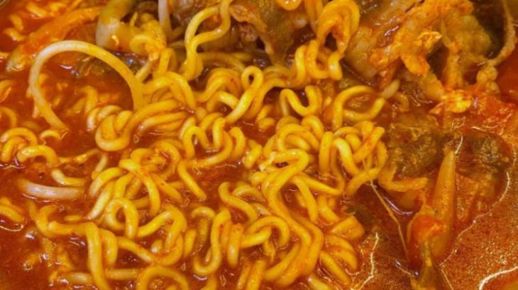 【豪華食材！何が入ってる？】韓国・ラーメンの変身は無限！･･･高価な食材で作られた皇帝ラーメン