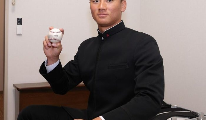 阪神ドラ１・森木大智が入寮　甲子園出場逃した試合球を持参「悔しさ忘れないよう」