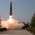 【韓国】文大統領、北朝鮮のミサイル発射にだんまり