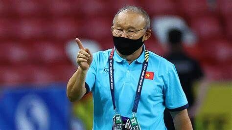 【サッカー】ベトナム代表の韓国人監督が激怒「日本で不当な扱い。プライドを傷つけられた」