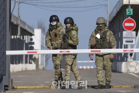【脱走兵？】韓国の海兵隊兵士「ウクライナに残りたい」帰国拒否「座り込み」