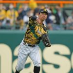 阪神・原口、今季初のベンチ入り　矢野監督「めちゃめちゃベンチで声を出してくれている」