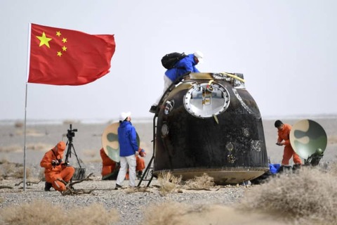 中国の宇宙飛行士3人帰還　半年滞在、最長更新