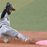 【阪神】中野　今季初四球から初球二盗＆Ｖ生還　トップタイ８盗塁「初球から常に狙う」