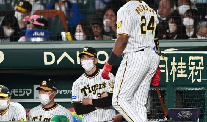 【悲報】阪神OB小山氏「プロ野球を見せてくれ」同じ事を繰り返す阪神打線に喝