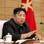 【北朝鮮】金正恩国務委員長が在日女性たちに指示、『朝鮮のチマチョゴリを着るようにセヨ』