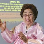 【韓国の詐欺師】元従軍慰安婦 李容洙さん（93）、日韓関係改善には「（日本の）謝罪がないといけない。首相の公式謝罪を望む」