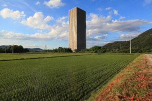 【画像】山形のタワーマンションwwwwwwww