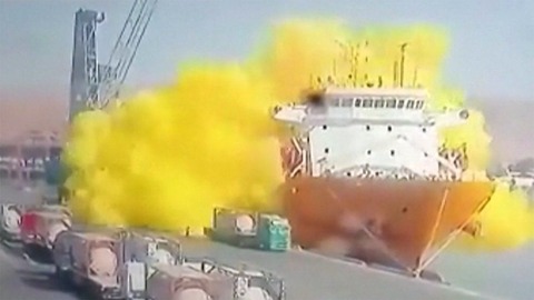 【事故】黄色い塩素ガス噴出 270人以上死傷　中東ヨルダンの港で