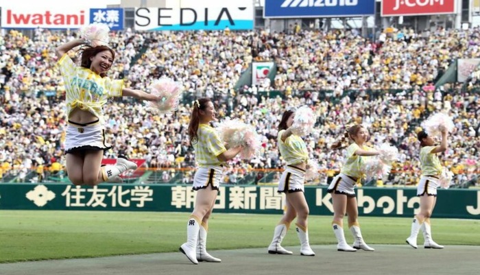 阪神４位でも「甲子園完売」のワケ　球団別入場者数で巨人に大差をつける独走状態