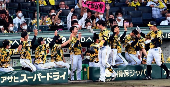阪神が３連勝で３位浮上　青柳が虎では２９年ぶり両リーグ最速１０勝！　北條が決勝１号２ラン