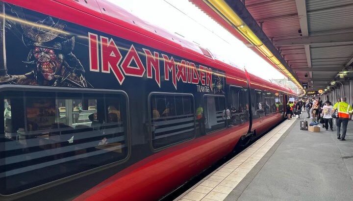 スウェーデンでアイアン・メイデン列車“Train 666”が走行