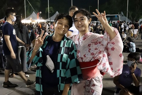 【文化】「踊りも食べ物も、アニメで見た日本のままだった」 マレーシアの盆踊り大会に5万人が詰めかけたワケ